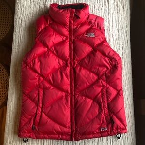 Red Puffy 550 Down North Face Vest